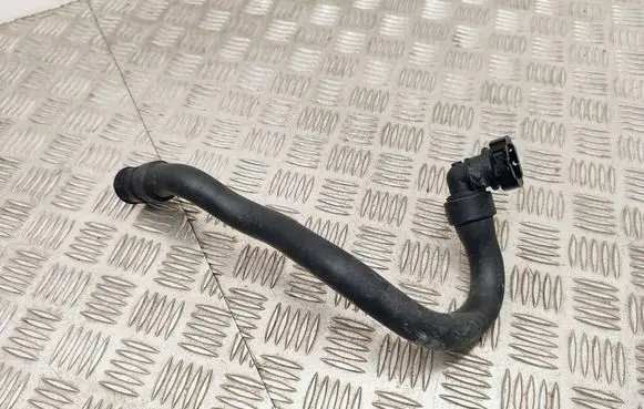 Peugeot 308 Engine coolant pipe/hose 9673473780