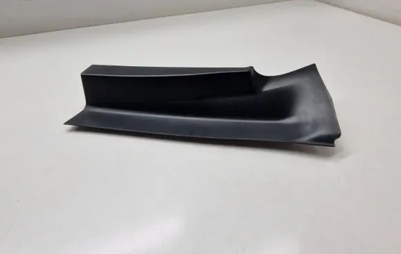 BMW X3 F25 Rear/tail light trim molding 7263604