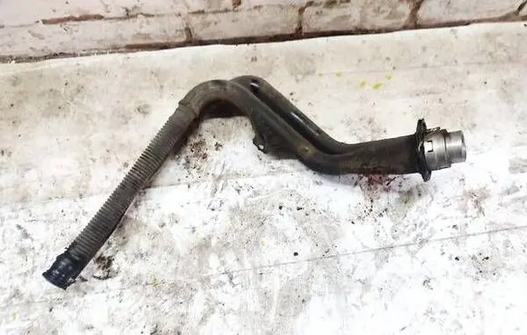 Fuel tank filler neck pipe