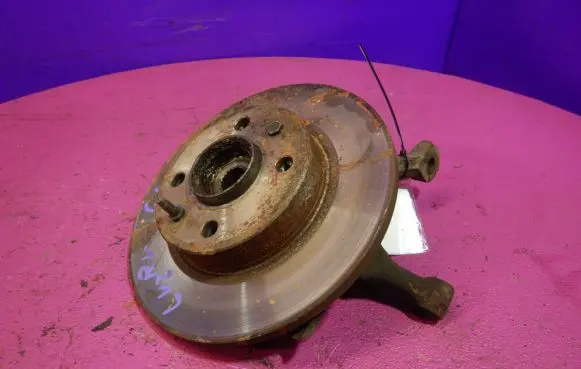 Fiat 500 Cinquecento Front wheel hub spindle knuckle