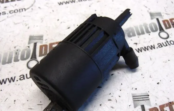 Mitsubishi Space Star Windscreen/windshield washer pump