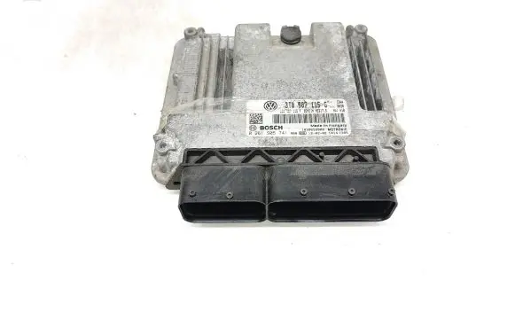 Skoda Octavia Mk2 (1Z) Engine control unit/module 3T0907115G 0261S05741 1039S53900
