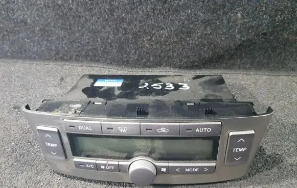 Toyota Avensis T250 Climate control unit 5590005170 mb1465700803