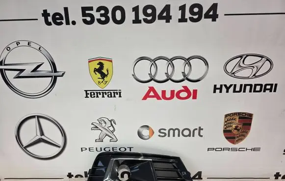 Audi A4 S4 B9 Front bumper lower grill 8W0807682S