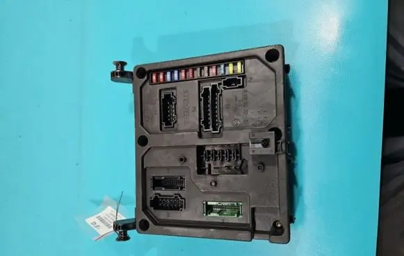 Seat Alhambra (Mk1) Central body control module 4M2114B205CA IMPRK1387433