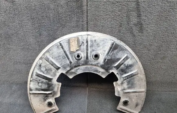 Audi Q7 4L Front brake disc dust cover plate 7L0615311B