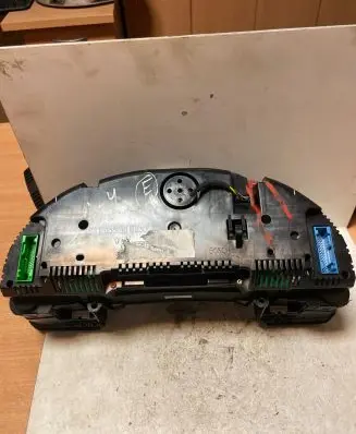 Audi A4 S4 B7 8E 8H Speedometer (instrument cluster) 1036901830