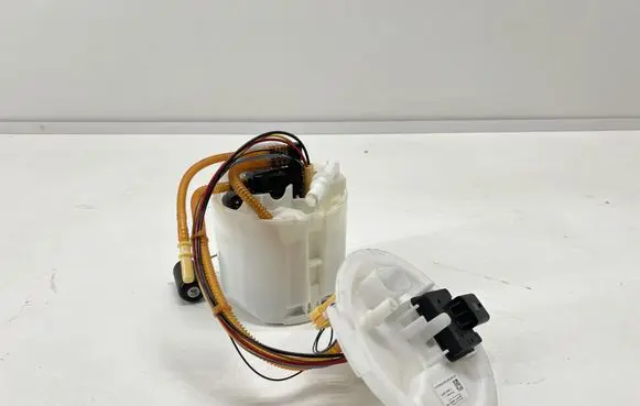 BMW M4 G82 G83 In-tank fuel pump 8077484 7934507