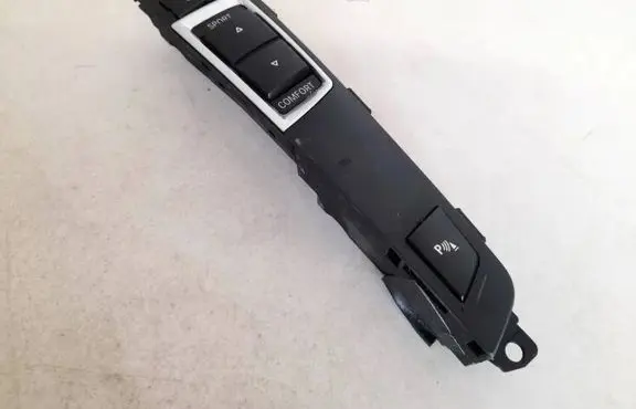 BMW 5 GT F07 ESP (stability program) switch 61319202951 107552-10
