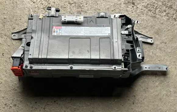 Toyota Yaris Hybrid / electric car battery G928052031