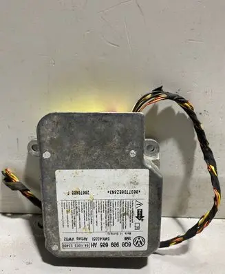Volkswagen Caddy Airbag control unit/module 6q0909605ah
