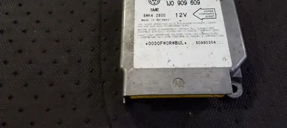 Volkswagen Golf IV Airbag control unit/module 1J0909609 5WK42800