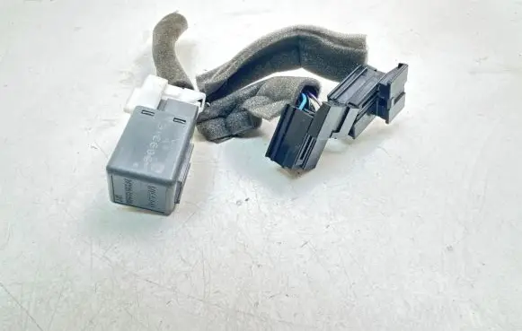 Nissan Qashqai Other relay 24330C9900