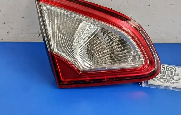 Nissan Qashqai Rear/tail lights B26555BR01A