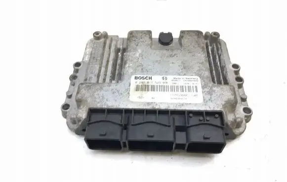Renault Trafic II (X83) Engine control unit/module 8200389519