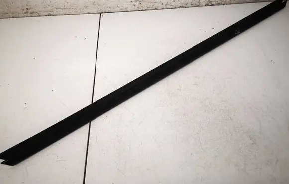 Ford Mondeo MK IV Front door glass trim molding 7S71A20570