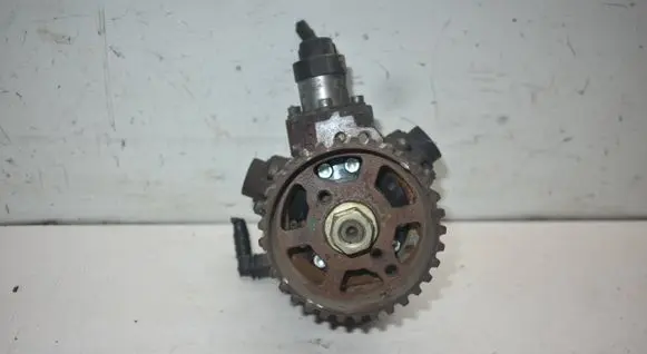 Citroen C4 I Fuel injection high pressure pump 9656300380