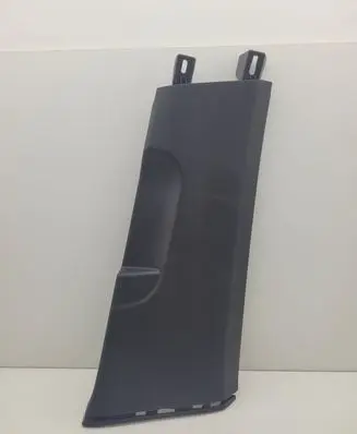 (B) pillar trim (bottom)
