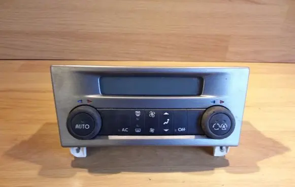 Renault Laguna II Climate control unit 8200181132
