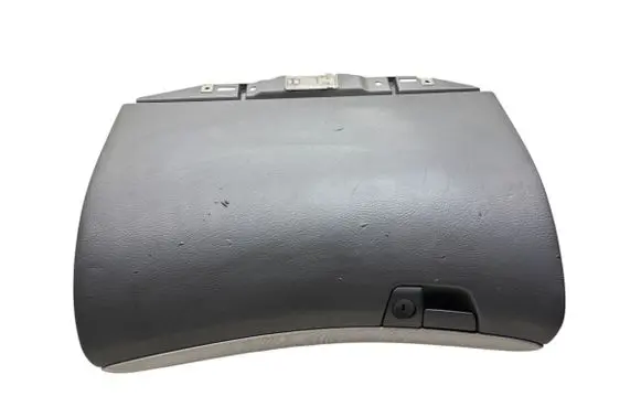 Volvo XC70 Glove box 8650374