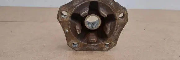 Porsche Cayenne (9Y0 9Y3) Rear wheel hub 4M0407625D