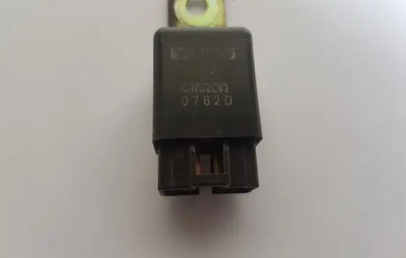 Mitsubishi Pajero Sport I Other relay MB627895 0762D