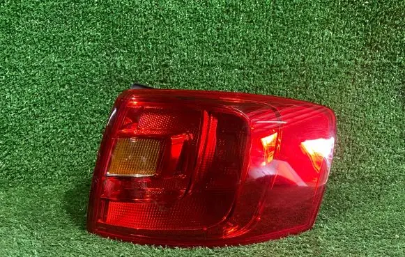 Volkswagen Jetta VI Rear/tail lights 5C6945096