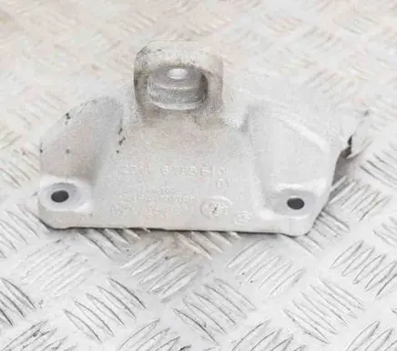 BMW 3 F30 F35 F31 Engine mounting bracket 6788610