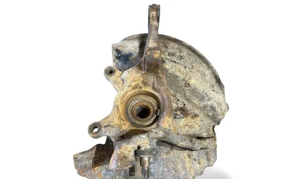 BMW X5 E53 Front wheel hub spindle knuckle 31216761575 6761575