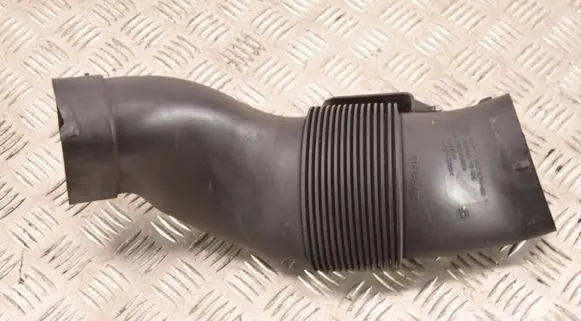 BMW X3 F25 Turbo air intake inlet pipe/hose 7601874