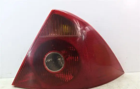 Ford Mondeo Mk III Rear/tail lights 1S71-13404-A