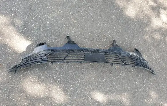 Hyundai Tucson IV NX4 Front bumper lower grill 86531N7010