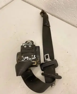 Hyundai Tucson JM Rear seatbelt e11041128