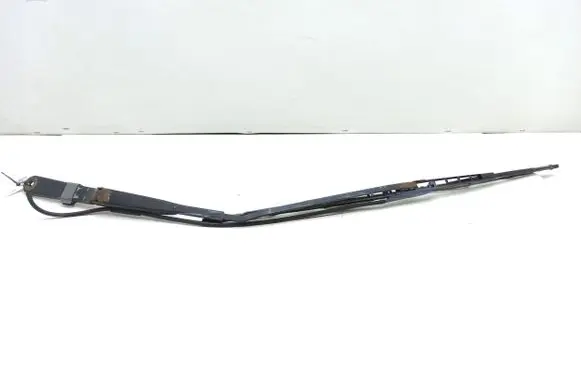 Iveco Daily 35.8 - 9 Front wiper blade arm 80005697B 80005697 280005697B