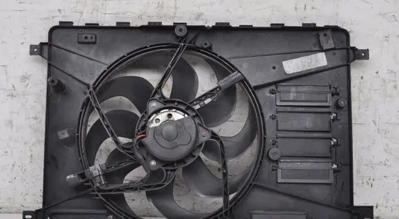 Volvo S60 Electric radiator cooling fan 