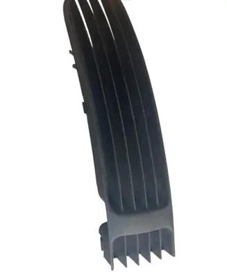 Volkswagen PASSAT B5 Front bumper lower grill 3B0853678