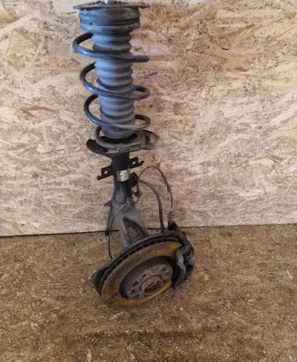 Nissan Qashqai Front wheel hub spindle knuckle