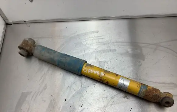 Nissan Qashqai Rear shock absorber/damper 24245685