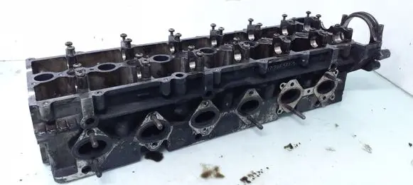 BMW 5 E60 E61 Engine head 77885649