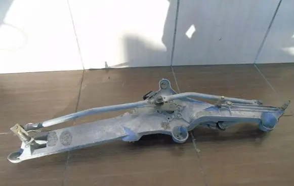 Mercedes-Benz CL C215 Front wiper linkage and motor 3391098535