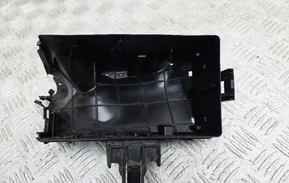 Volkswagen Atlas Fuse box cover 5Q0907361D