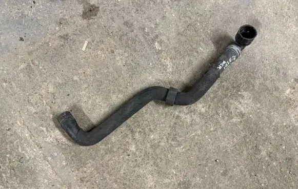 Audi A3 8Y Engine coolant pipe/hose