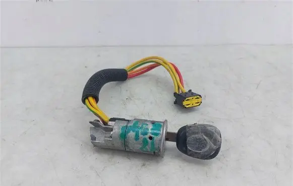 Renault Megane I Ignition lock 