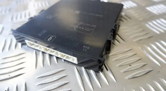 Keyless (KESSY) go control unit/module