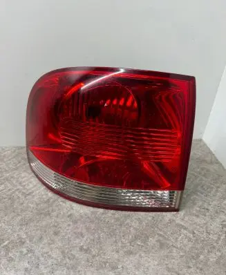 Volkswagen Touareg I Rear/tail lights 7L6945095K
