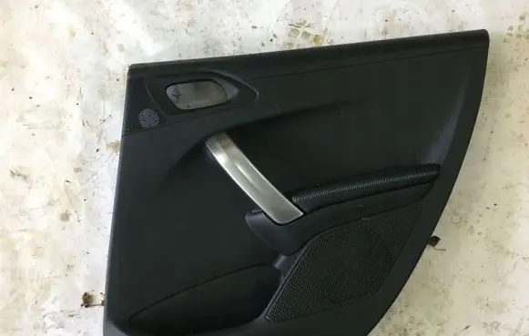 Peugeot 2008 I Rear door card panel trim