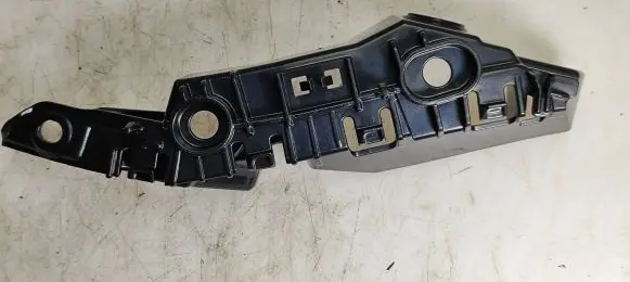 Volkswagen Golf VII Front bumper mounting bracket 5G0807050B