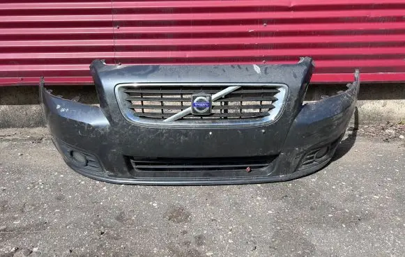 Volvo V50 Front bumper