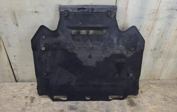 Audi A6 C7 Engine splash shield/under tray 4G0863325