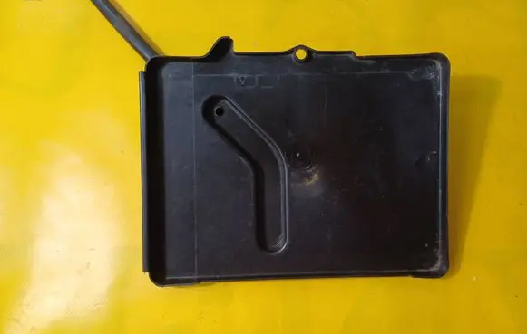 Fiat 500 Battery box tray 51826273